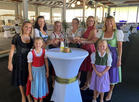 Gruppenfoto_Weinmesse.jpg  