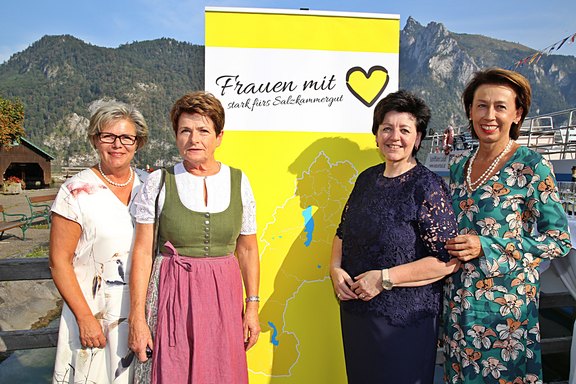 100_Jahre_Frauenwahlrecht__3_.JPG  