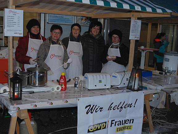 OÖVP_Frauen_Ebensee__Markstand_.jpg  