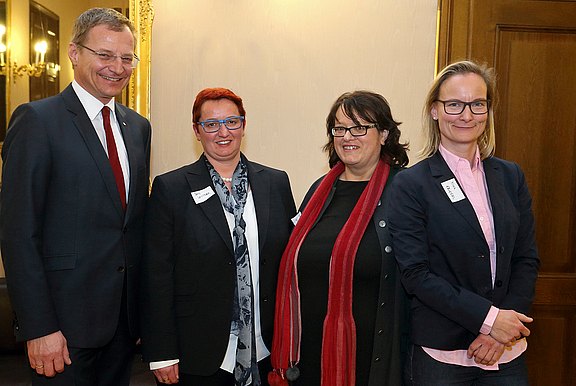 Überpateiliche_Polittraning.jpg  