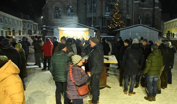 Silvesterpunsch_ÖVP_31.12.2025__5_.jpg  