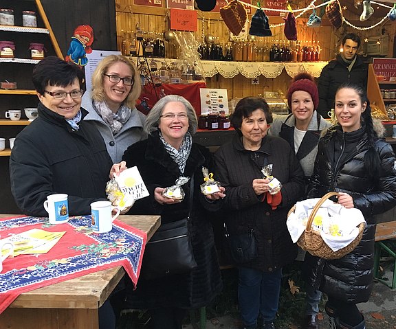 Christkindlmarkt_Steyr.jpg  
