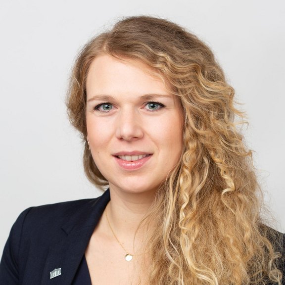 Portrait_Johanna_Jachs_Photo_Simonis.jpg  