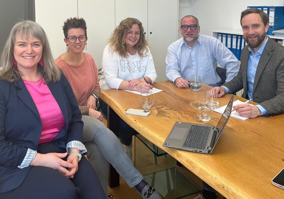 Bezirksgespräch_der_Frauen_in_der_OÖVP_Wels.jpg  