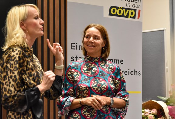251106_Bezirkstag_Frauen_VB-91.jpg  