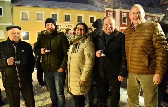 Silvesterpunsch_ÖVP_31.12.2025__6_.jpg  