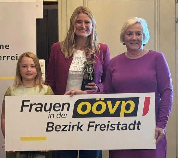 Karin_Kolm_und_Margit_Grad.jpg  