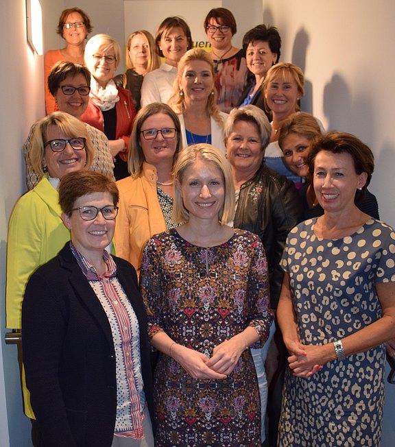 LV-Sitzung_Gruppenfoto.JPG  