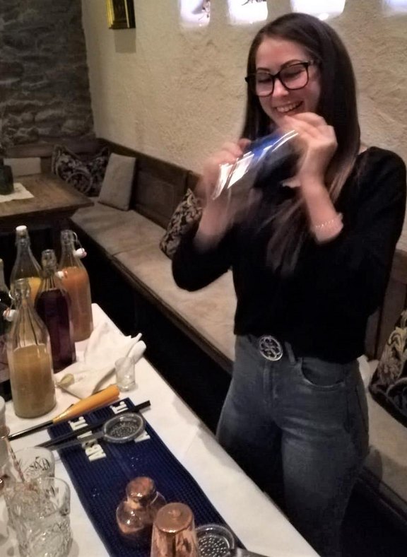 Foto3_Cocktailmixen.jpg  
