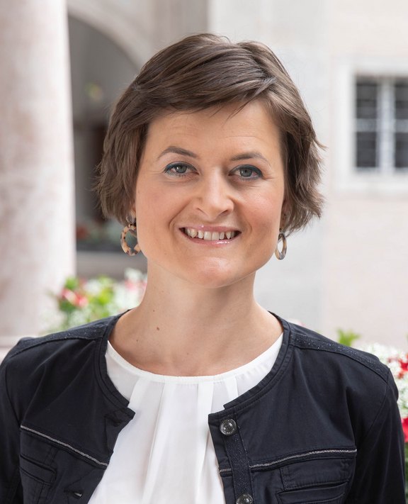 Barbara_Trausch_kl_2020.jpg  