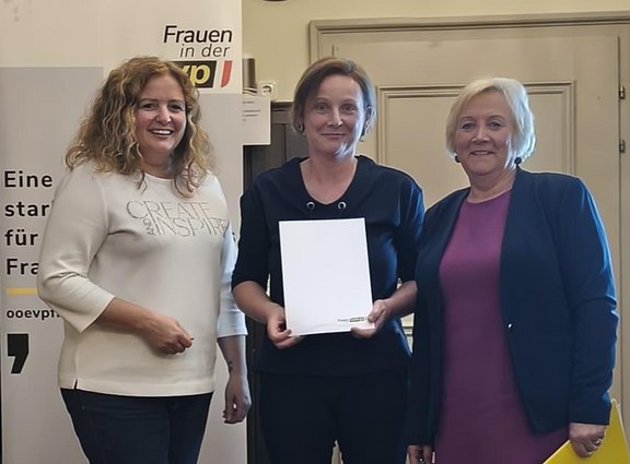 Ehrung_Miesenberger.jpg  